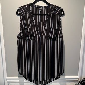 Torrid Size 1 Sleeveless Harper